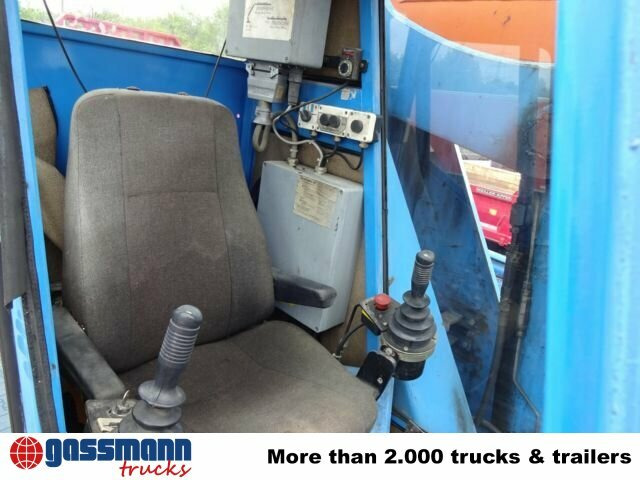 Mercedes-Benz 2638 K 6x4 mit Heckkran Palfinger PK 68000 - شاحنة كرين: صورة 5 Mercedes-Benz 2638 K 6x4 mit Heckkran Palfinger PK 68000 - شاحنة كرين: صورة 5