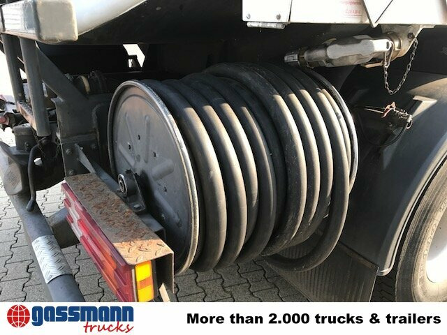 Mercedes-Benz Actros 1841 L 4x2, Esterer Tankaufbau ca. - شاحنة صهريج: صورة 4 Mercedes-Benz Actros 1841 L 4x2, Esterer Tankaufbau ca. - شاحنة صهريج: صورة 4