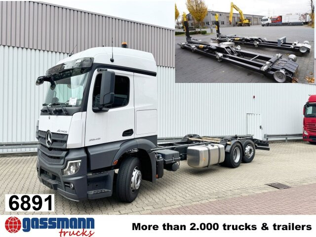 Mercedes-Benz Actros 2545 L 6x2, Lenk-/Liftachse, StreamSpace, - شاحنة ذات خطاف: صورة 1 Mercedes-Benz Actros 2545 L 6x2, Lenk-/Liftachse, StreamSpace, - شاحنة ذات خطاف: صورة 1