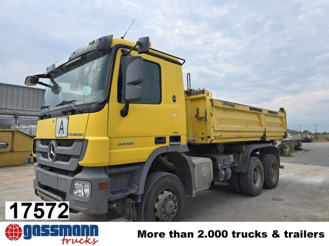 Mercedes-Benz Actros 3348/6x6 Bordmatik links - شاحنة قلاب: صورة 1 Mercedes-Benz Actros 3348/6x6 Bordmatik links - شاحنة قلاب: صورة 1