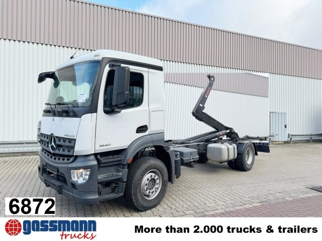 Mercedes-Benz Arocs 1840 L 4x2/48, MultimediaCockpit, Navi - شاحنة ذات خطاف: صورة 1 Mercedes-Benz Arocs 1840 L 4x2/48, MultimediaCockpit, Navi - شاحنة ذات خطاف: صورة 1