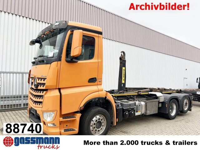Mercedes-Benz Arocs 2552 L 6x2, Lenk-/Liftachse - شاحنة ذات خطاف: صورة 1 Mercedes-Benz Arocs 2552 L 6x2, Lenk-/Liftachse - شاحنة ذات خطاف: صورة 1
