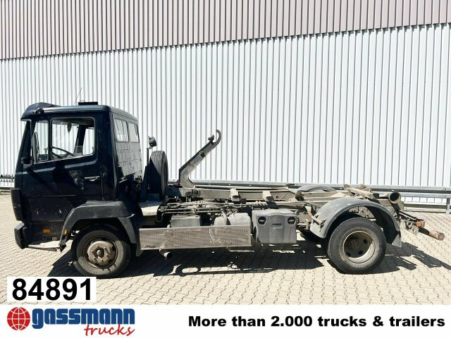 Mercedes-Benz LK 817 4x2/37, City-Abroller, 6-Zylinder Motor - شاحنة ذات خطاف: صورة 1 Mercedes-Benz LK 817 4x2/37, City-Abroller, 6-Zylinder Motor - شاحنة ذات خطاف: صورة 1