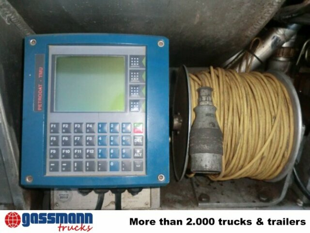 Mercedes-Benz SK 1824 L 4x2, Esterer Tankaufbau ca. 13.100l, 2 - شاحنة صهريج: صورة 4 Mercedes-Benz SK 1824 L 4x2, Esterer Tankaufbau ca. 13.100l, 2 - شاحنة صهريج: صورة 4