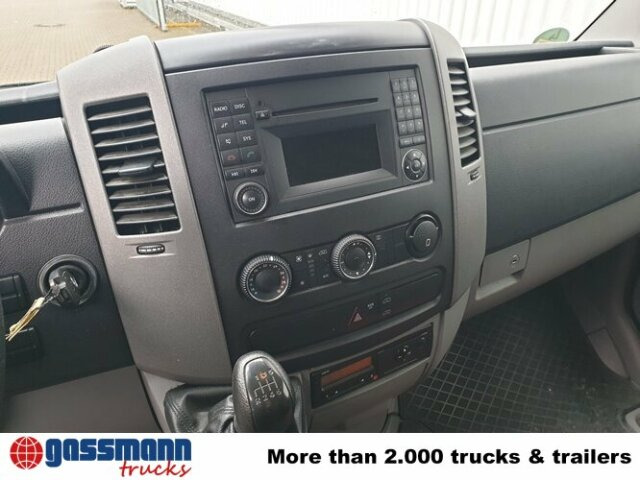 Mercedes-Benz Sprinter 313 KA 4x2 - فان: صورة 2 Mercedes-Benz Sprinter 313 KA 4x2 - فان: صورة 2