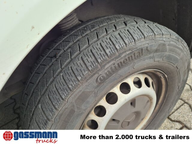 Mercedes-Benz Sprinter 316 KA 4x2, Rettungswagen - فان: صورة 3 Mercedes-Benz Sprinter 316 KA 4x2, Rettungswagen - فان: صورة 3