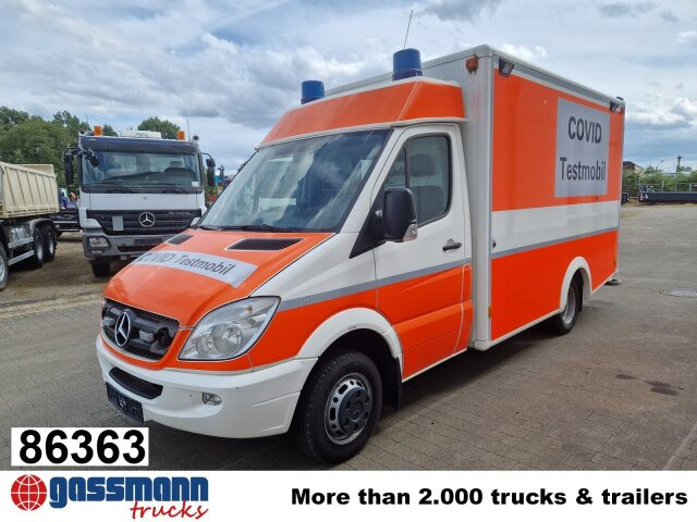 Mercedes-Benz Sprinter 516 CDI 4x2, Rettungswagen - فان: صورة 1 Mercedes-Benz Sprinter 516 CDI 4x2, Rettungswagen - فان: صورة 1