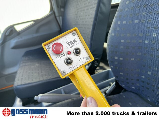 Mitsubishi Canter Fuso 6C15D 4x2 Doka, City-Abroller - شاحنة ذات خطاف: صورة 4 Mitsubishi Canter Fuso 6C15D 4x2 Doka, City-Abroller - شاحنة ذات خطاف: صورة 4