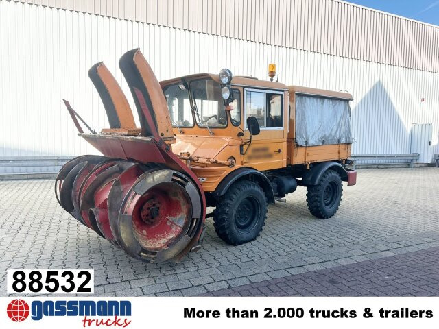 Unimog U52 411 4x4, Schmidt Schneefräse mit - شاحنة التوصيل: صورة 1 Unimog U52 411 4x4, Schmidt Schneefräse mit - شاحنة التوصيل: صورة 1