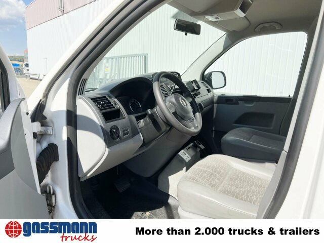 Volkswagen T5 2.0 TDI 4x2, Krankenwagen - سيارة اسعاف: صورة 3 Volkswagen T5 2.0 TDI 4x2, Krankenwagen - سيارة اسعاف: صورة 3