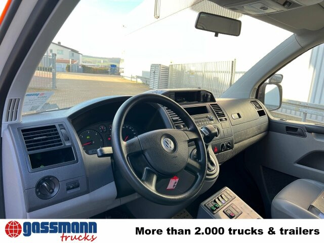 Volkswagen T5 2.5 TDI 4x2, Krankenwagen - سيارة اسعاف: صورة 5 Volkswagen T5 2.5 TDI 4x2, Krankenwagen - سيارة اسعاف: صورة 5