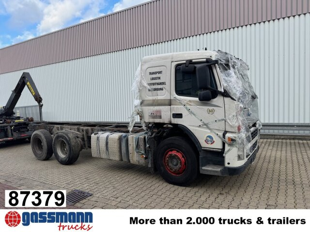 Volvo FM 380 6x4 R mit Brandschaden - شاحنة قلاب: صورة 1 Volvo FM 380 6x4 R mit Brandschaden - شاحنة قلاب: صورة 1
