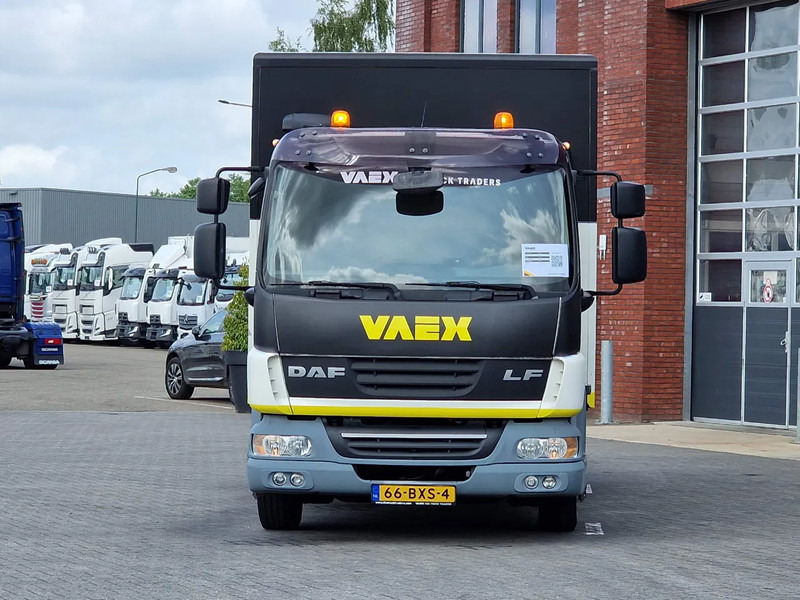 DAF LF 45 .180 4x2 - Workshop truck - Low KM - Good shape - EX VAEX truck - شاحنة مقفلة: صورة 2 DAF LF 45 .180 4x2 - Workshop truck - Low KM - Good shape - EX VAEX truck - شاحنة مقفلة: صورة 2