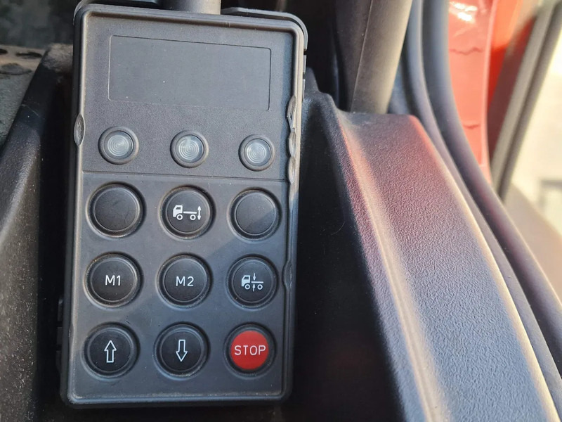 Iveco EuroCargo 160 210 - Isotherm box - Zepro loadlift - Low KM - Airco - Camera Iveco EuroCargo 160 210 - Isotherm box - Zepro loadlift - Low KM - Airco - Camera: صورة 16