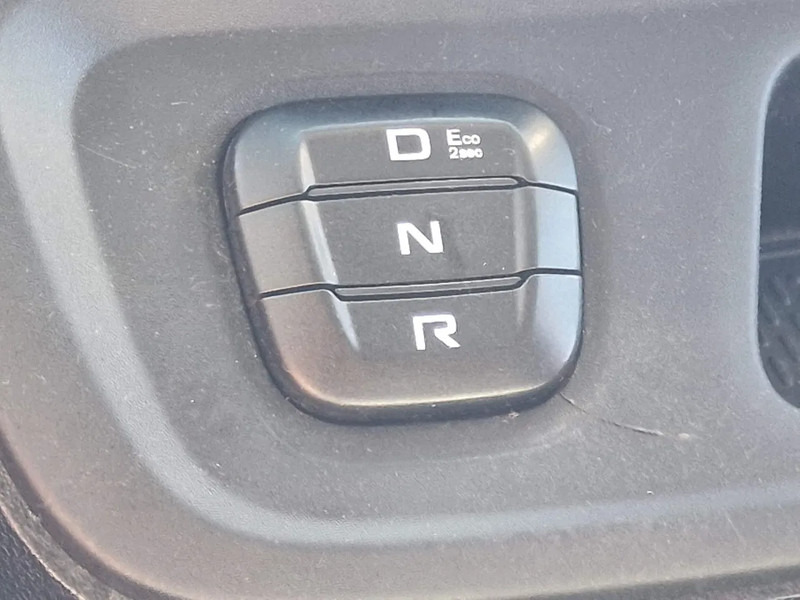 Iveco EuroCargo 160 210 - Isotherm box - Zepro loadlift - Low KM - Airco - Camera Iveco EuroCargo 160 210 - Isotherm box - Zepro loadlift - Low KM - Airco - Camera: صورة 19