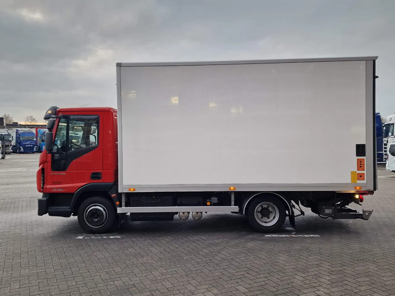 Iveco Eurocargo 75-190 Isotherm box - Zepro loadlift - Low KM - Airco - Euro 6 - Camera - شاحنة مقفلة: صورة 4 Iveco Eurocargo 75-190 Isotherm box - Zepro loadlift - Low KM - Airco - Euro 6 - Camera - شاحنة مقفلة: صورة 4