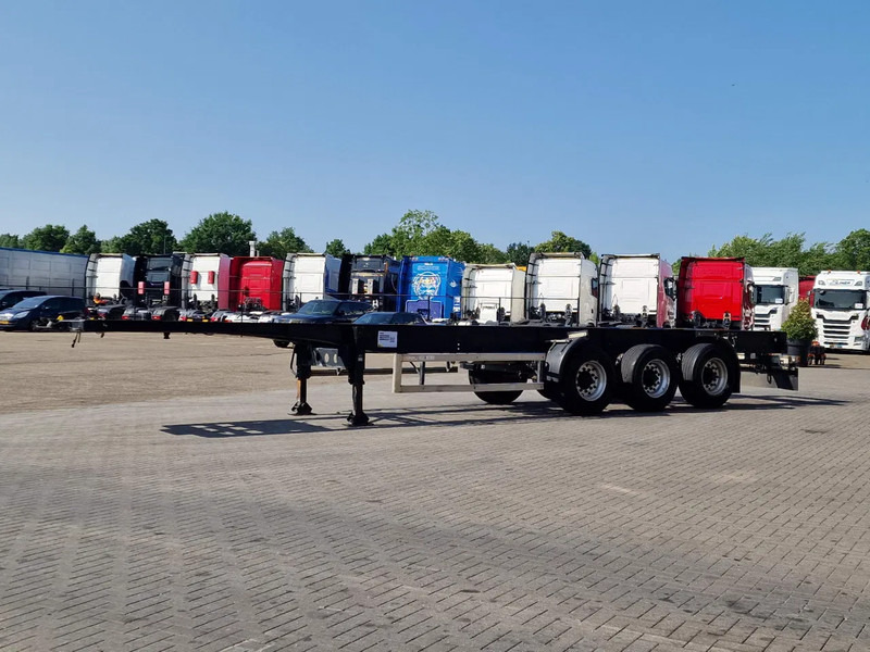 Latre Chassis - 3 axle BPW - Drum brakes - نصف مقطورة لنقل الحاويات: صورة 3 Latre Chassis - 3 axle BPW - Drum brakes - نصف مقطورة لنقل الحاويات: صورة 3