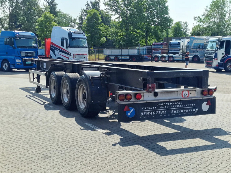 Latre Chassis - 3 axle BPW - Drum brakes - نصف مقطورة لنقل الحاويات: صورة 5 Latre Chassis - 3 axle BPW - Drum brakes - نصف مقطورة لنقل الحاويات: صورة 5