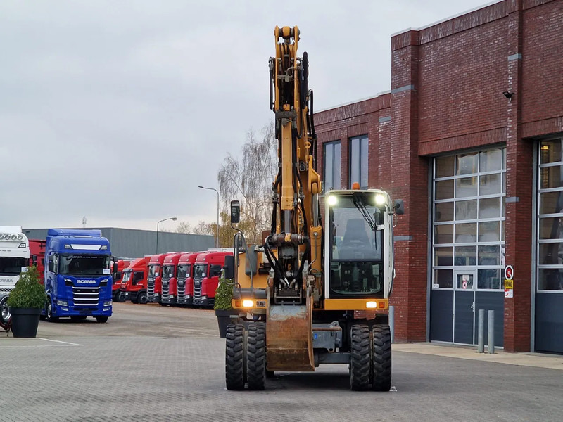 Liebherr A900C - 95 KW - Central Greasing - - حفارة دولاب: صورة 2 Liebherr A900C - 95 KW - Central Greasing - - حفارة دولاب: صورة 2