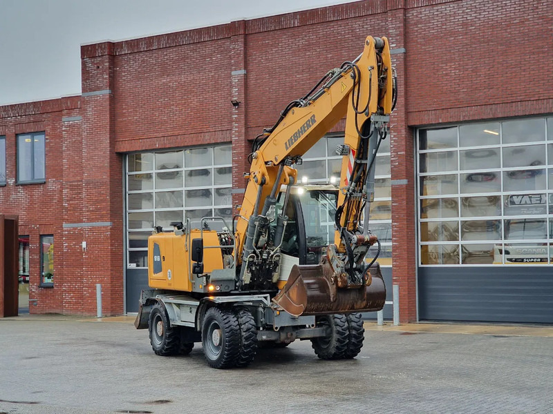 Liebherr A916 - 110 KW - Central Greasing - Camera - حفارة دولاب: صورة 1 Liebherr A916 - 110 KW - Central Greasing - Camera - حفارة دولاب: صورة 1