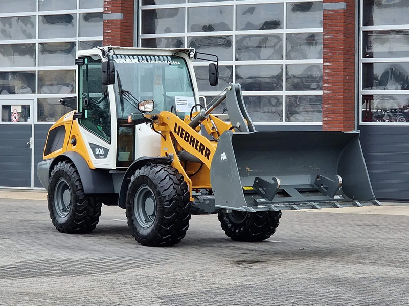 Liebherr L506 compact - New - Bucket + pallet forks - 46 KW - اللودر بعجل: صورة 1 Liebherr L506 compact - New - Bucket + pallet forks - 46 KW - اللودر بعجل: صورة 1