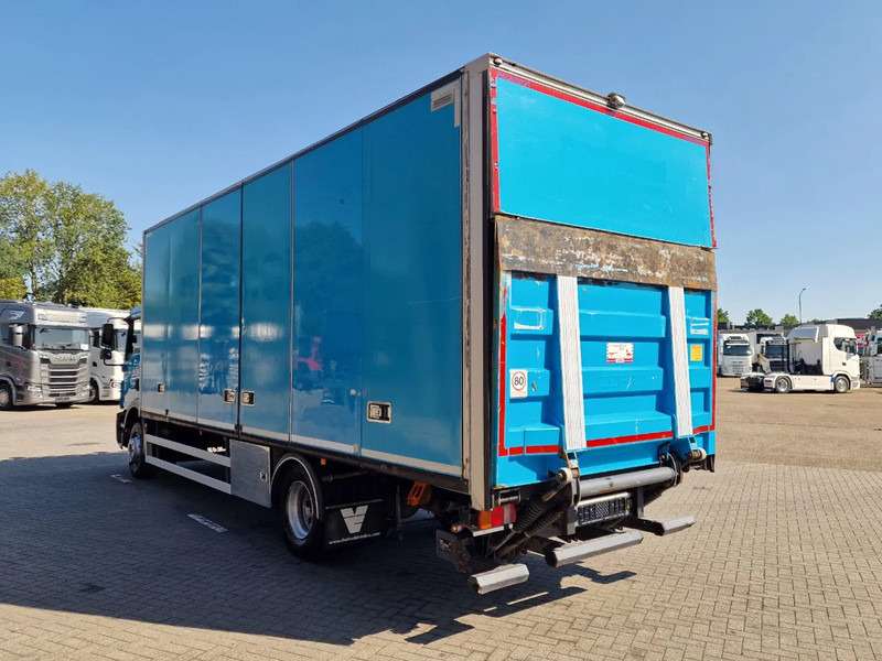 MAN TGM 15.250 4x2 - Box truck with sidedoors - Loadlift - Euro 5 - Automatic - Camera - شاحنة مقفلة: صورة 5 MAN TGM 15.250 4x2 - Box truck with sidedoors - Loadlift - Euro 5 - Automatic - Camera - شاحنة مقفلة: صورة 5