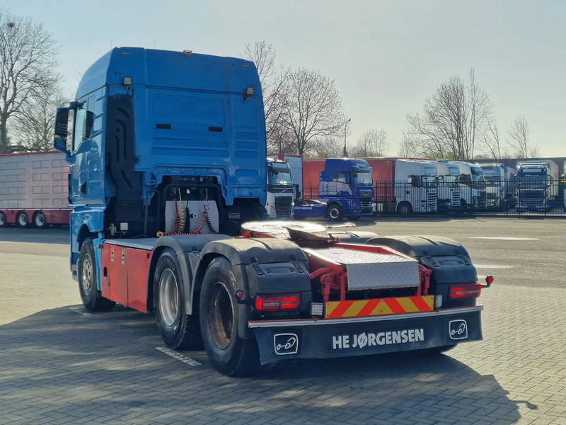 MAN TGX 33.510 6x4 - Facelift - Low km 252Tkm - Navi - Sliding 5th wheel - وحدة جر: صورة 5 MAN TGX 33.510 6x4 - Facelift - Low km 252Tkm - Navi - Sliding 5th wheel - وحدة جر: صورة 5