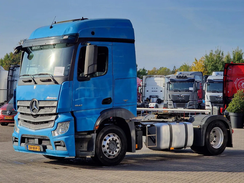 Mercedes-Benz Actros 1842 - 4x2 - Streamspace - Euro 6 - Fridge - وحدة جر: صورة 3 Mercedes-Benz Actros 1842 - 4x2 - Streamspace - Euro 6 - Fridge - وحدة جر: صورة 3