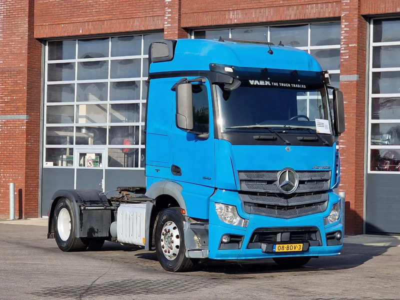 Mercedes-Benz Actros 1842 - 4x2 - Streamspace - Euro 6 - Fridge - وحدة جر: صورة 1 Mercedes-Benz Actros 1842 - 4x2 - Streamspace - Euro 6 - Fridge - وحدة جر: صورة 1