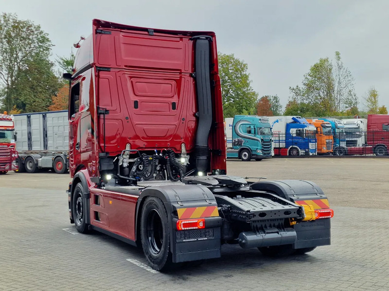 Mercedes-Benz Actros 1863 Pro Cab, Full Air, Retarder, Giga space, Style line, NEW, "Buffl interior" - وحدة جر: صورة 5 Mercedes-Benz Actros 1863 Pro Cab, Full Air, Retarder, Giga space, Style line, NEW, "Buffl interior" - وحدة جر: صورة 5