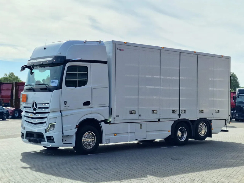 Mercedes-Benz Actros 2545 6x2*4 - Box with sidedoors - Loadlift - Steering axle - Full air - Camera - شاحنة مقفلة: صورة 3 Mercedes-Benz Actros 2545 6x2*4 - Box with sidedoors - Loadlift - Steering axle - Full air - Camera - شاحنة مقفلة: صورة 3
