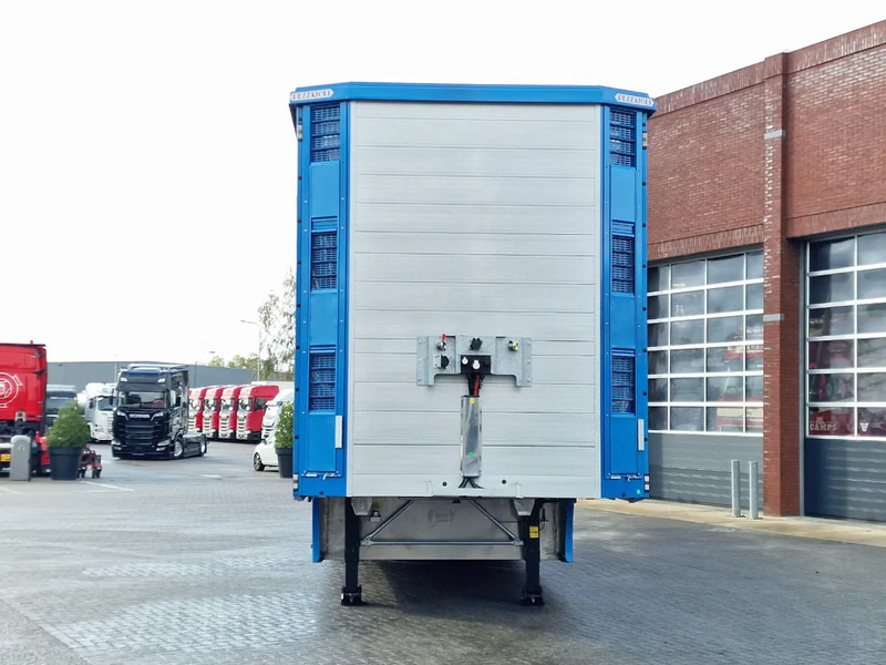 Pezzaioli New 3 stock livestock trailer 95.4M2 - Water & Ventilation - Lifting floors - Lifting roof - Lift axle - نصف مقطورة لنقل الحيوانات: صورة 3 Pezzaioli New 3 stock livestock trailer 95.4M2 - Water & Ventilation - Lifting floors - Lifting roof - Lift axle - نصف مقطورة لنقل الحيوانات: صورة 3