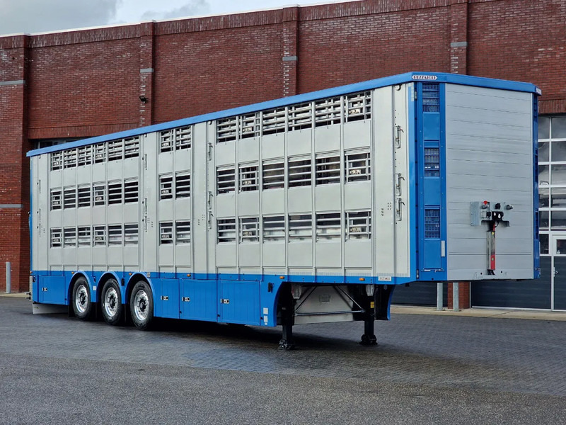 Pezzaioli New 3 stock livestock trailer 95.4M2 - Water & Ventilation - Lifting floors - Lifting roof - Lift axle - نصف مقطورة لنقل الحيوانات: صورة 2 Pezzaioli New 3 stock livestock trailer 95.4M2 - Water & Ventilation - Lifting floors - Lifting roof - Lift axle - نصف مقطورة لنقل الحيوانات: صورة 2