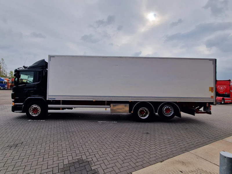 Scania P280 6x2*4 - Box - Loadlift - Low KM - Steering axle - Euro 6 - Full air - شاحنة مقفلة: صورة 4 Scania P280 6x2*4 - Box - Loadlift - Low KM - Steering axle - Euro 6 - Full air - شاحنة مقفلة: صورة 4