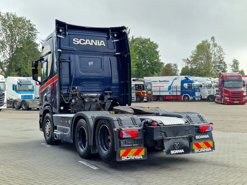 Scania R520 V8 NGS Highline 6x2 - PTO/Hydraulic - Full air - 2.95 WB - Navi - Fridge - Sliding 5th wheel - وحدة جر: صورة 5 Scania R520 V8 NGS Highline 6x2 - PTO/Hydraulic - Full air - 2.95 WB - Navi - Fridge - Sliding 5th wheel - وحدة جر: صورة 5