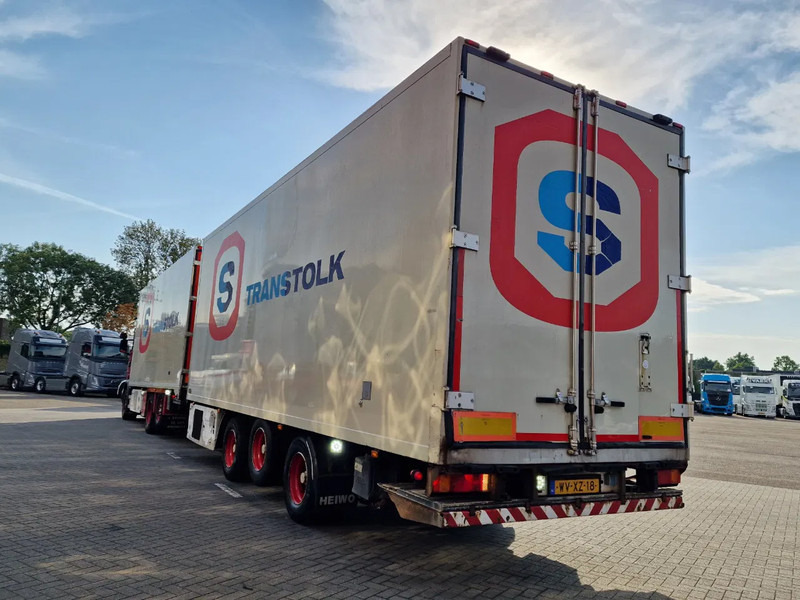 Scania R580 Topline 6x2*4 Frigo + Burg trailer - Retarder - Steering axle - Night clima - شاحنة الفريزر: صورة 5 Scania R580 Topline 6x2*4 Frigo + Burg trailer - Retarder - Steering axle - Night clima - شاحنة الفريزر: صورة 5