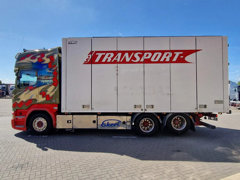 Scania R580 V8 Topline 6x2 - Box with sidedoors - Retarder - Full air - 4.55WB - شاحنة مقفلة: صورة 4 Scania R580 V8 Topline 6x2 - Box with sidedoors - Retarder - Full air - 4.55WB - شاحنة مقفلة: صورة 4