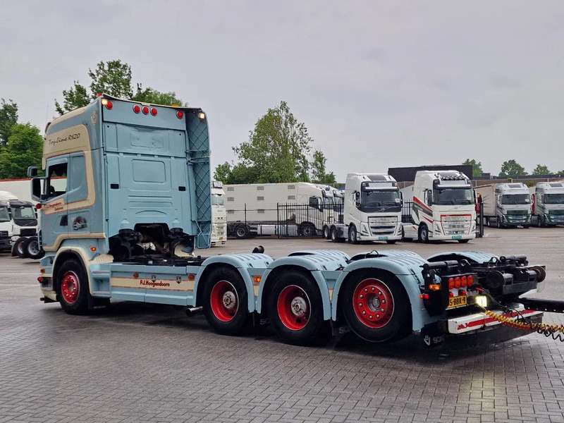 Scania R620 Topline 8x4 - Retarder - Full air - Custom interior - Show truck - HUB reduction - شاحنة هيكل كابينة: صورة 4 Scania R620 Topline 8x4 - Retarder - Full air - Custom interior - Show truck - HUB reduction - شاحنة هيكل كابينة: صورة 4