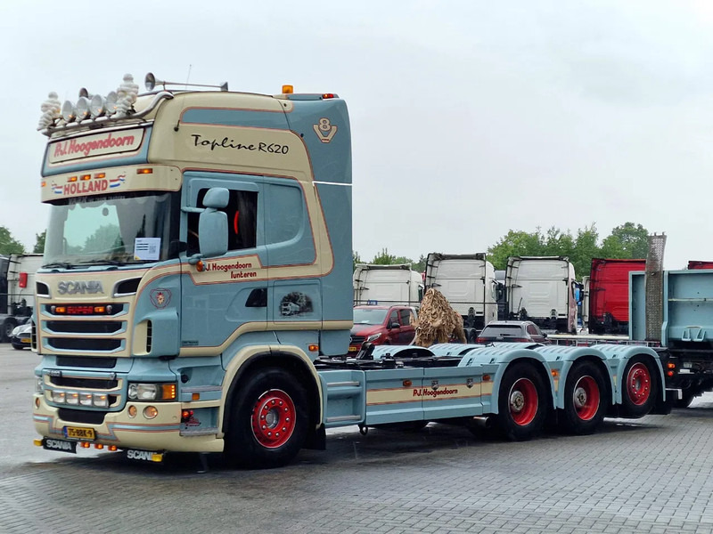 Scania R620 Topline 8x4 - Retarder - Full air - Custom interior - Show truck - HUB reduction - شاحنة هيكل كابينة: صورة 3 Scania R620 Topline 8x4 - Retarder - Full air - Custom interior - Show truck - HUB reduction - شاحنة هيكل كابينة: صورة 3