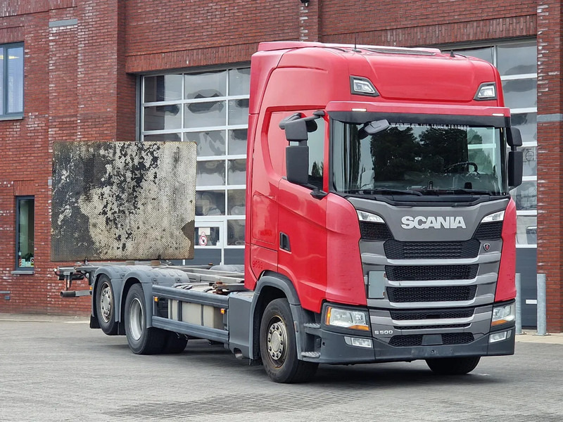 Scania S500 NGS Highline 6x2 - BDF - Full air - Loadlift - Navi - Retarder - شاحنات الحاويات / جسم علوي قابل للتغيير شاحنة: صورة 1 Scania S500 NGS Highline 6x2 - BDF - Full air - Loadlift - Navi - Retarder - شاحنات الحاويات / جسم علوي قابل للتغيير شاحنة: صورة 1