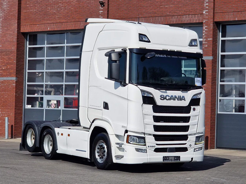 Scania S580 V8 NGS Highline 6x2 - Retarder - Full air - 3.15 WB - Navi - Led - وحدة جر: صورة 1 Scania S580 V8 NGS Highline 6x2 - Retarder - Full air - 3.15 WB - Navi - Led - وحدة جر: صورة 1