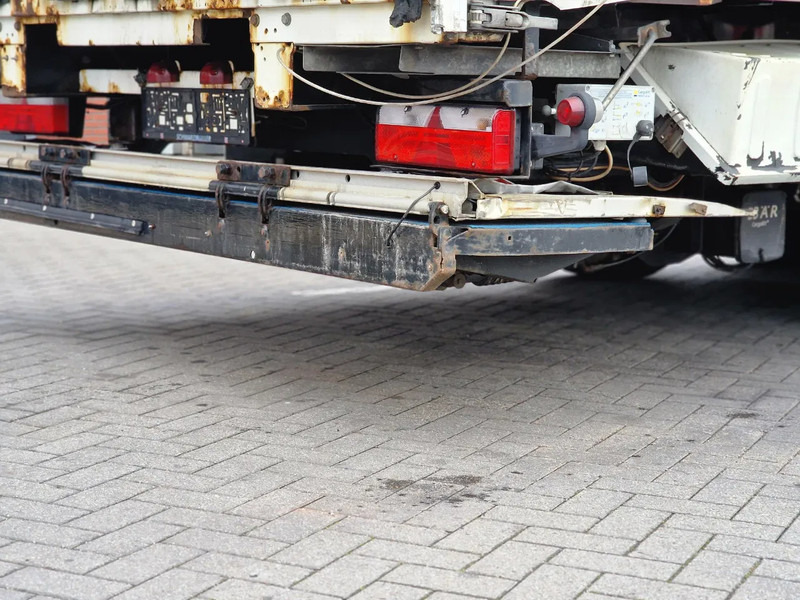 Schwarzmüller Tautliner 3 axle - Loadlift - Lift axle - BPW Axle - Lift axle - Alloy wheels Schwarzmüller Tautliner 3 axle - Loadlift - Lift axle - BPW Axle - Lift axle - Alloy wheels: صورة 15