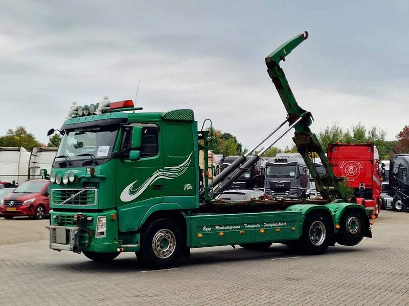 Volvo FH 13.440 6x2*4 - HIAB Hooklift 17T - Euro 5 - I shift - Steering axle - شاحنة ذات خطاف: صورة 3 Volvo FH 13.440 6x2*4 - HIAB Hooklift 17T - Euro 5 - I shift - Steering axle - شاحنة ذات خطاف: صورة 3