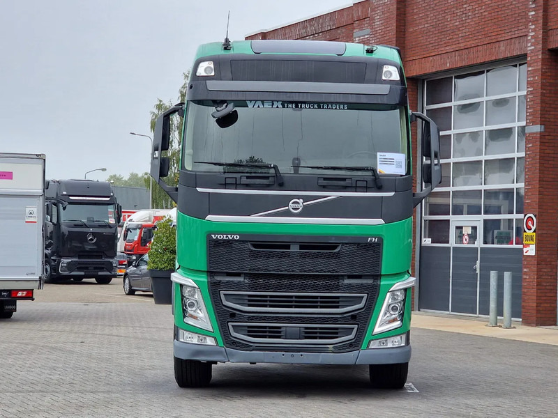 Volvo FH 13.460 Globetrotter 6x2 - Chassis - 4.60 WB - HUB Reduction - LNG - شاحنة هيكل كابينة: صورة 2 Volvo FH 13.460 Globetrotter 6x2 - Chassis - 4.60 WB - HUB Reduction - LNG - شاحنة هيكل كابينة: صورة 2