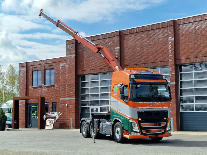 Volvo FH 13.500 6x4 - HMF 1153 K2 crane kran grua - Hydraulic - Lift axle - Euro 6 - وحدة جر: صورة 1 Volvo FH 13.500 6x4 - HMF 1153 K2 crane kran grua - Hydraulic - Lift axle - Euro 6 - وحدة جر: صورة 1