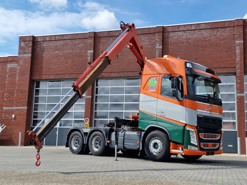 Volvo FH 13.500 6x4 - HMF 1153 K2 crane kran grua - Hydraulic - Lift axle - Euro 6 - وحدة جر: صورة 2 Volvo FH 13.500 6x4 - HMF 1153 K2 crane kran grua - Hydraulic - Lift axle - Euro 6 - وحدة جر: صورة 2