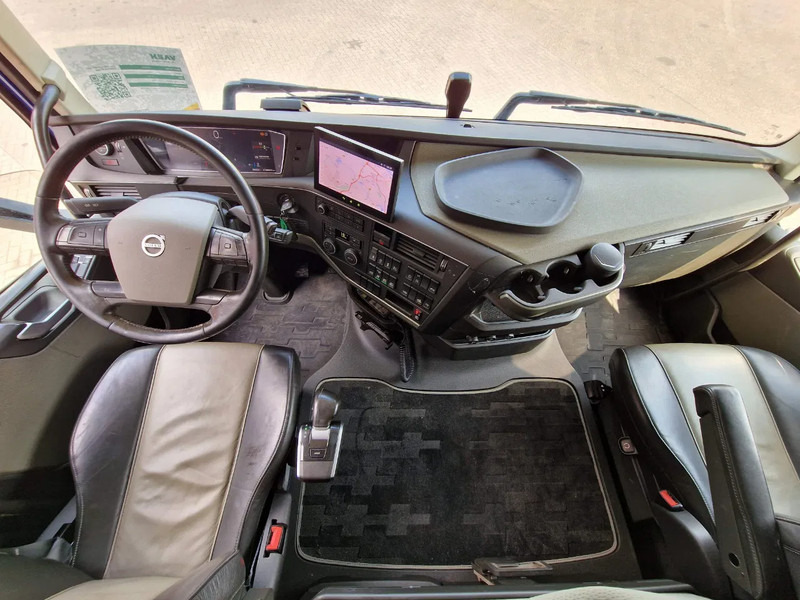 Volvo FH 13.540 Globetrotter XL 6x2 - Retarder - Full air - 4.60 WB - I shift dual clutch Volvo FH 13.540 Globetrotter XL 6x2 - Retarder - Full air - 4.60 WB - I shift dual clutch: صورة 12