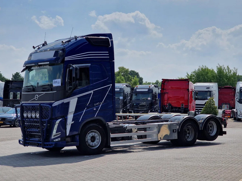 Volvo FH 13.540 Globetrotter XL 6x2 - Retarder - Full air - 4.60 WB - I shift dual clutch - شاحنة هيكل كابينة: صورة 3 Volvo FH 13.540 Globetrotter XL 6x2 - Retarder - Full air - 4.60 WB - I shift dual clutch - شاحنة هيكل كابينة: صورة 3