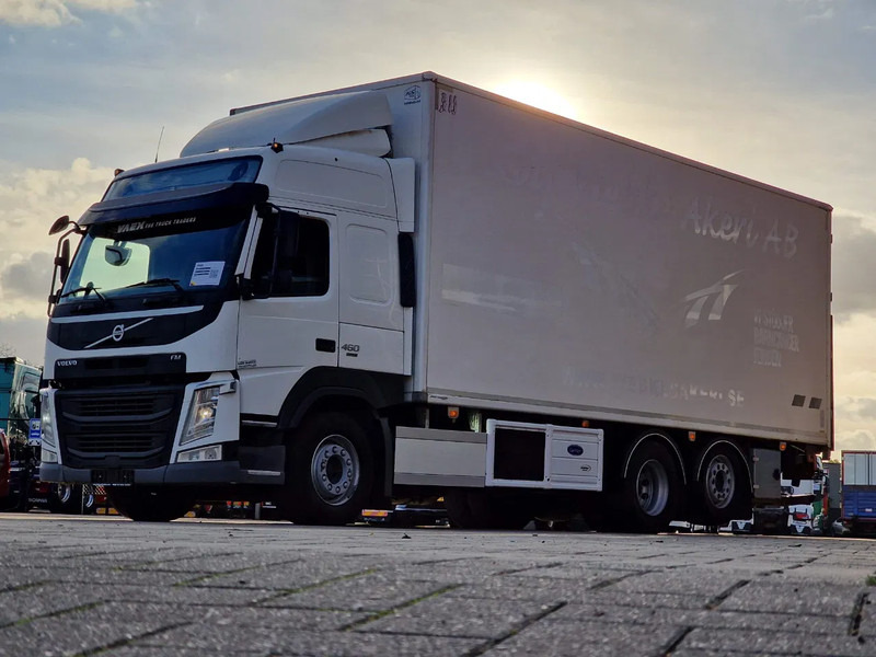 Volvo FM 13.460 Globetrotter 6x2*4 - Frigo Carrier Supra 1150 U MT - Zepro loadlift - Steering axle - شاحنة صندوق متساوي: صورة 3 Volvo FM 13.460 Globetrotter 6x2*4 - Frigo Carrier Supra 1150 U MT - Zepro loadlift - Steering axle - شاحنة صندوق متساوي: صورة 3