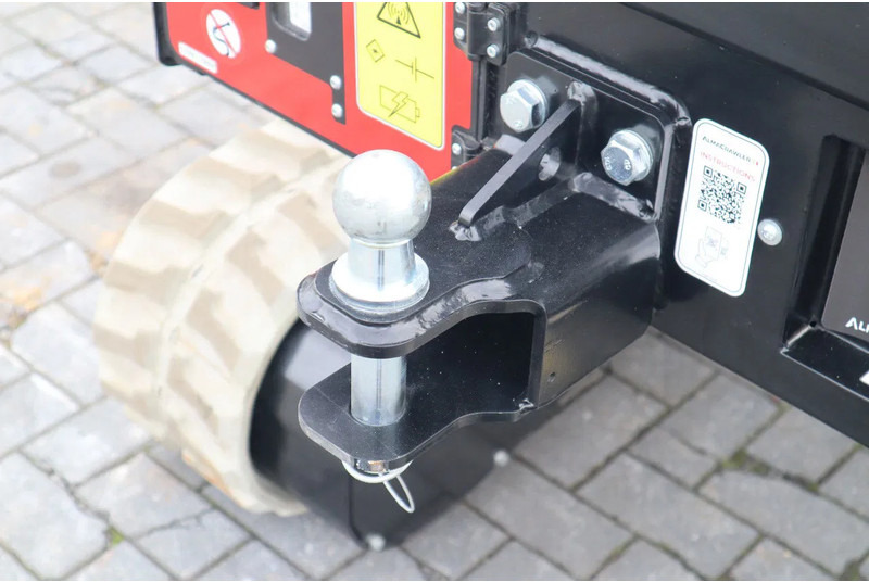 اللودر المجنزر Almac MULTILOADER ML 3.0 BL ELC | HOEFLON TC1 | 3 TON | TRACKED CARRIER: صورة 18